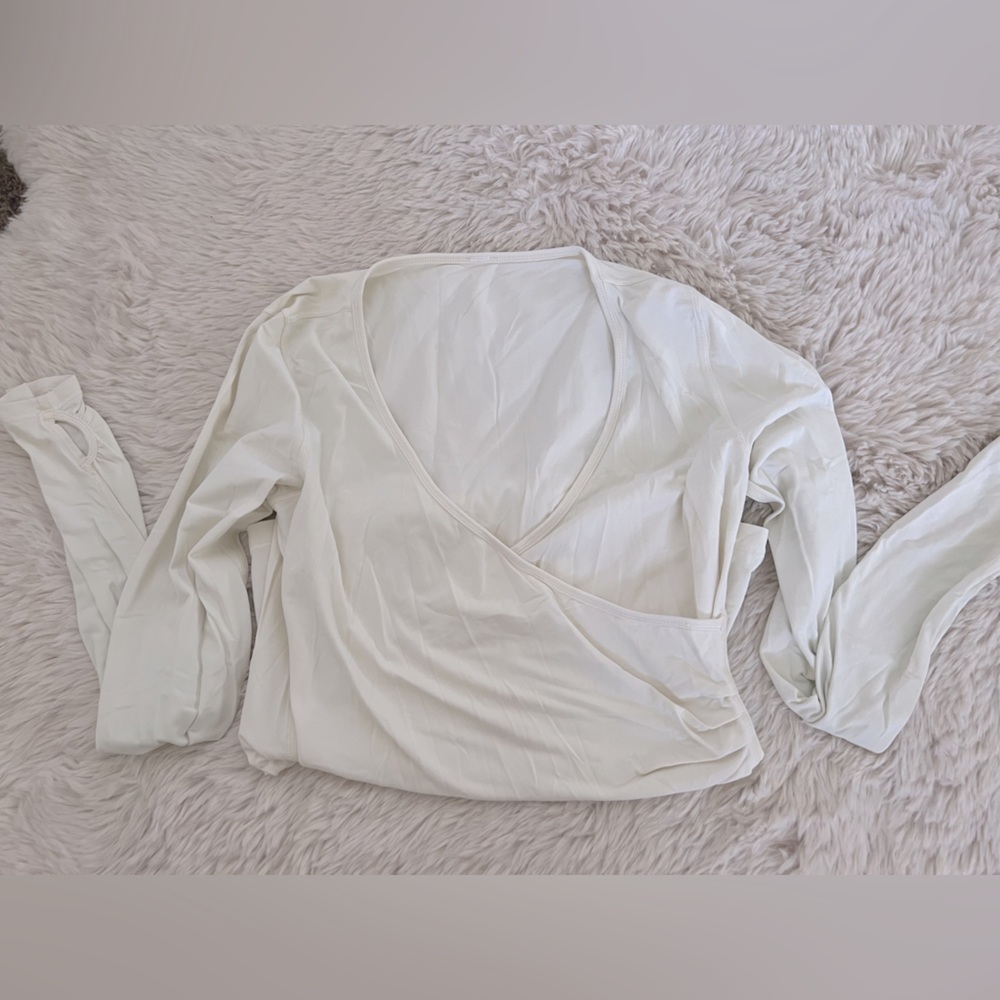 Lululemon Long-Sleeve workout top.